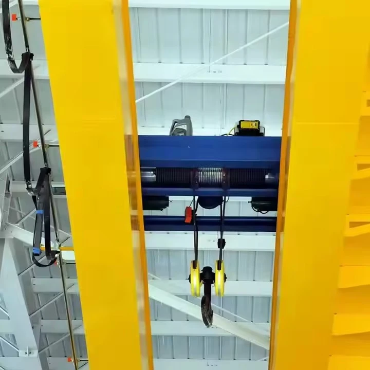 Električni mostni žerjav za delavnico
