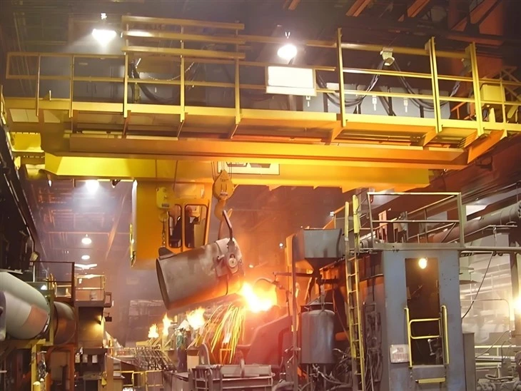 Metals And Metallurgy Crane